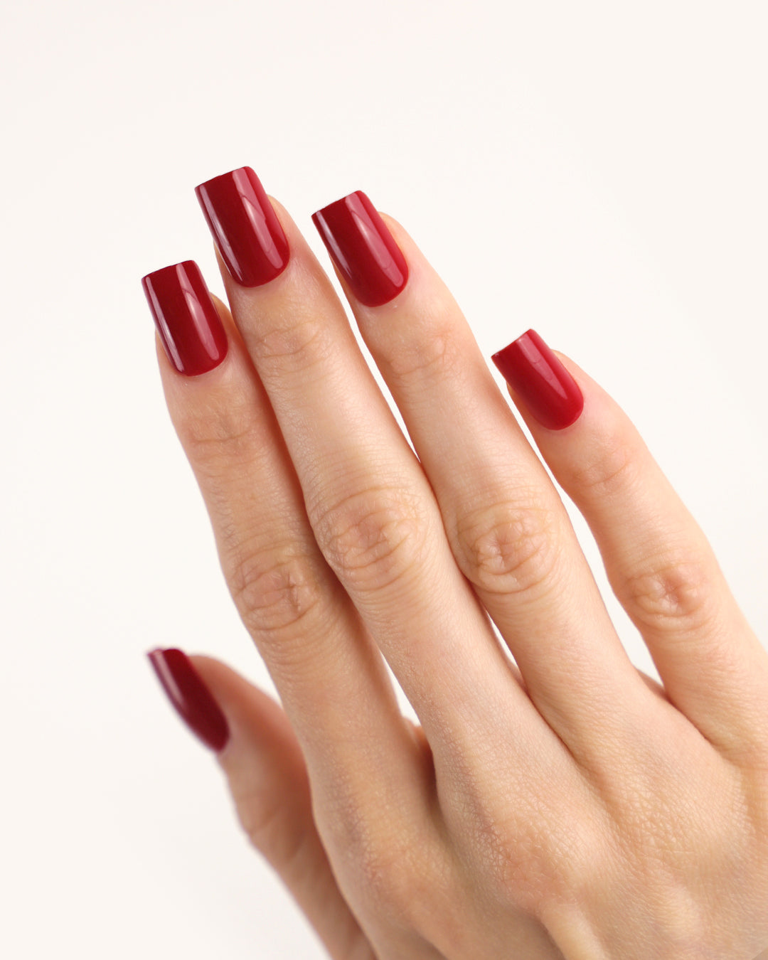 CLASSIC RED MEDIUM SOFT GEL PRESS ONS