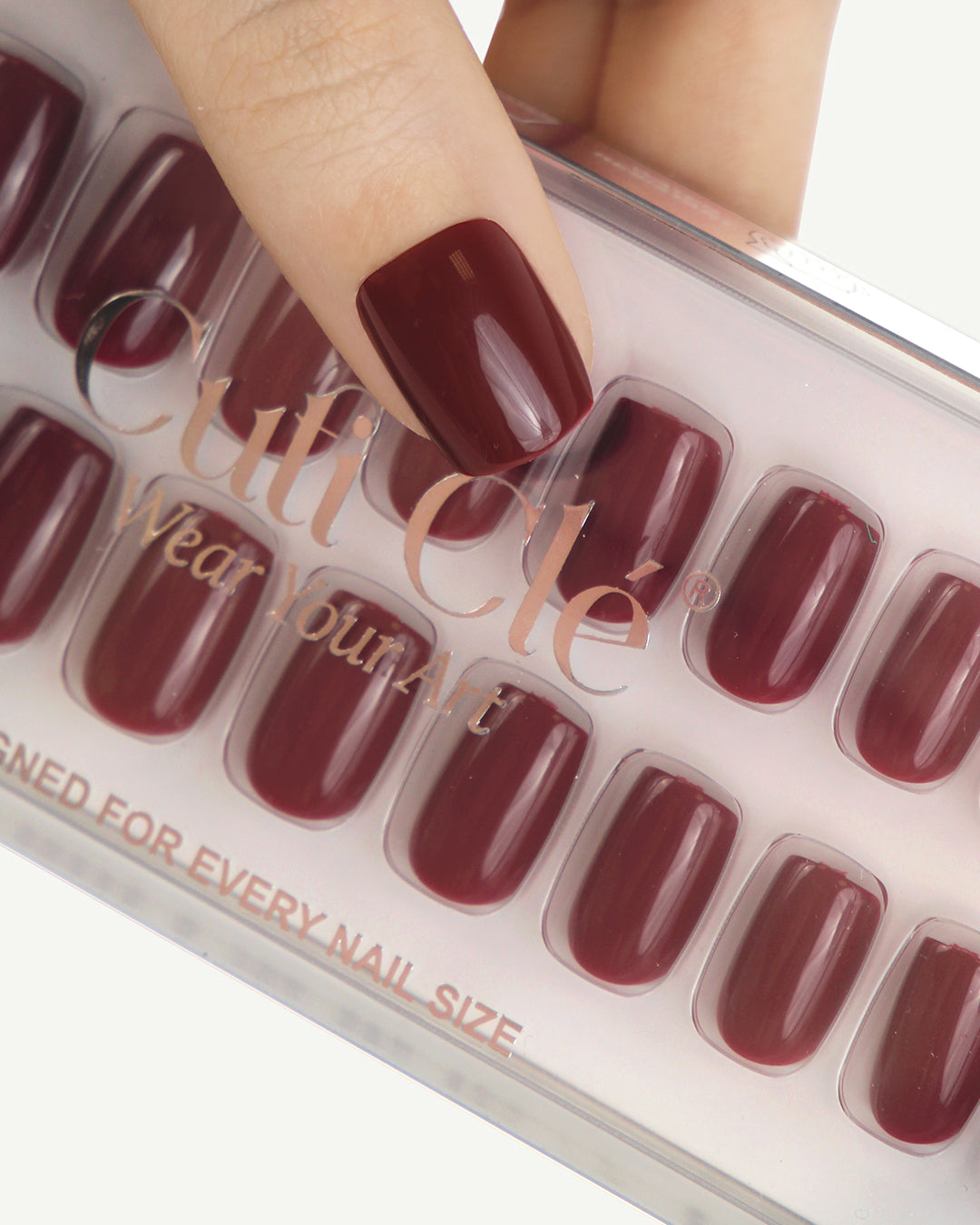 CHERRY NOIR | SHORT SQUARE