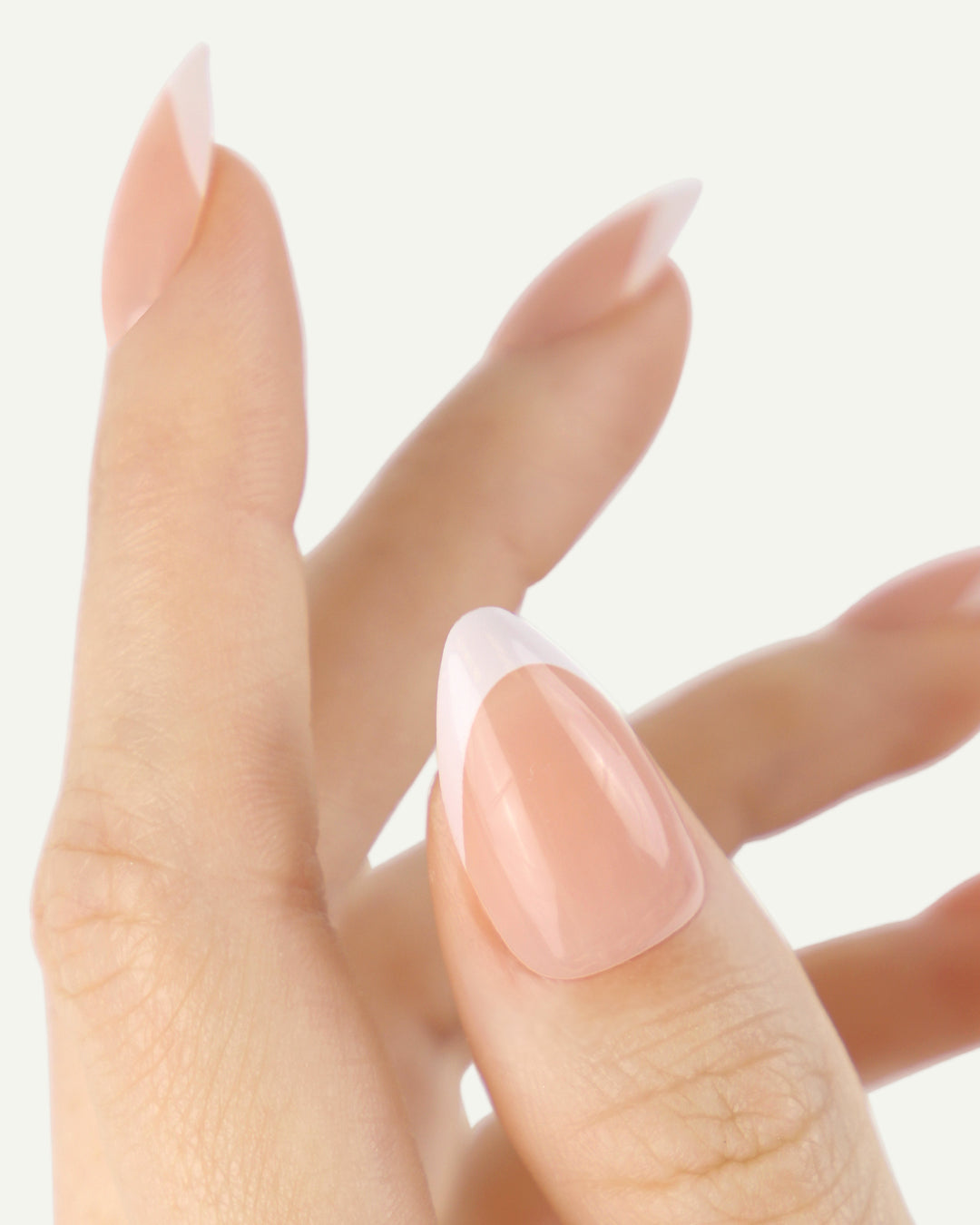 CLASSIC FRENCH | SHORT ALMOND